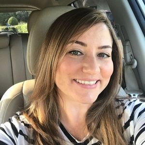 Meet your Posher, Dana